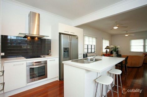 51 Bundah St, Camp Hill, QLD 4152