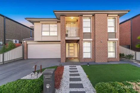 Property photo of 18 Snowdrop Drive Keysborough VIC 3173