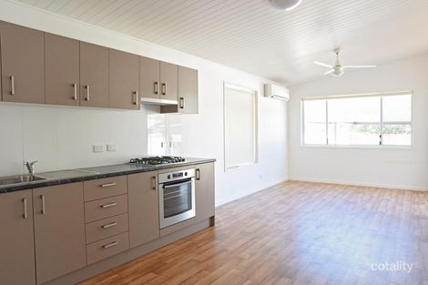 Property photo of 2/21 Gidyea Street Blackwater QLD 4717