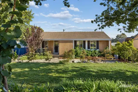 Property photo of 25 Croton Street Rivett ACT 2611