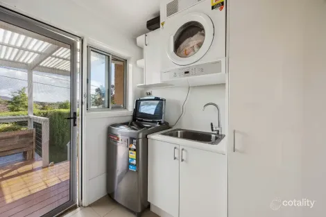 Property photo of 25 Croton Street Rivett ACT 2611