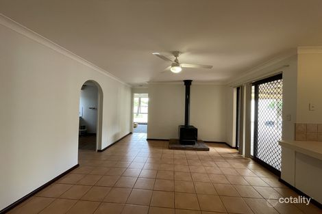 Property photo of 1 Aberdeen Close Halls Head WA 6210