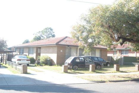 Property photo of 27 Wirilda Crescent Frankston North VIC 3200