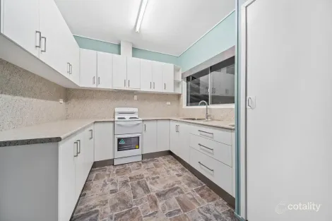 Property photo of 15 Centenary Drive Emerald QLD 4720