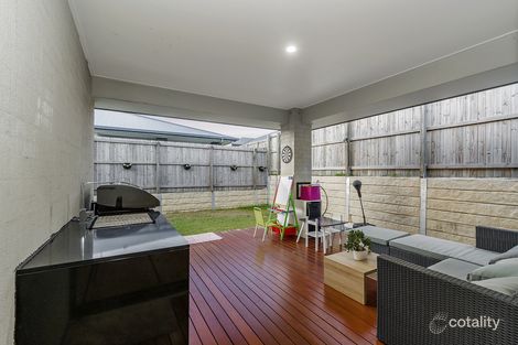 Property photo of 25 Looby Crescent Pimpama QLD 4209