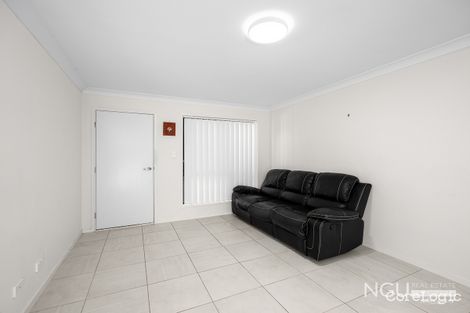 Property photo of 104/23 Earl Street Dinmore QLD 4303