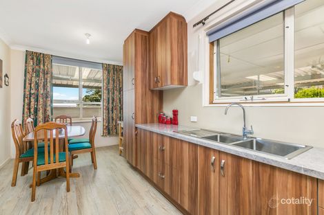 Property photo of 15 Hyland Avenue Darlington SA 5047