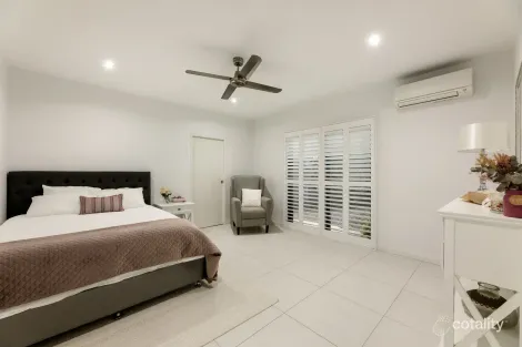Property photo of 76 Boundary Road Camp Hill QLD 4152