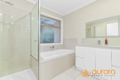 Property photo of 7 Diba Rise Narre Warren VIC 3805