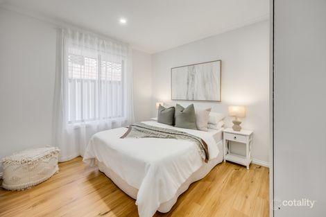 Property photo of 3 Bennett Close Aberfoyle Park SA 5159