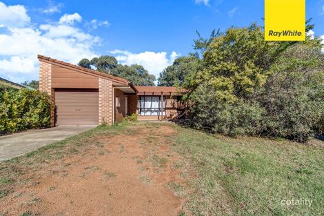Property photo of 27 Collicott Circuit Macquarie ACT 2614