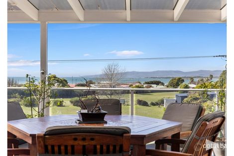 Property photo of 60 Shearwater Boulevard Shearwater TAS 7307