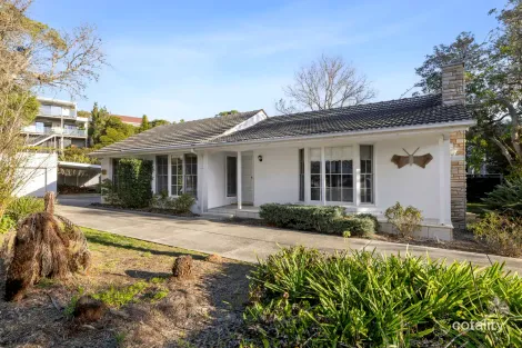 647-649 Point Nepean Rd, Mccrae, VIC 3938