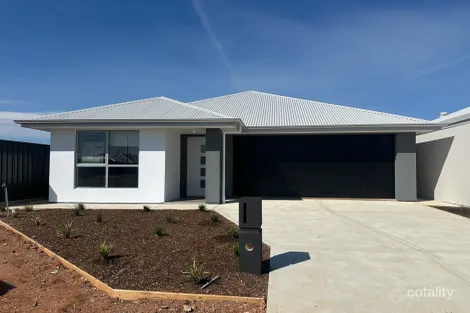 Property photo of 40 Knight Court Munno Para Downs SA 5115
