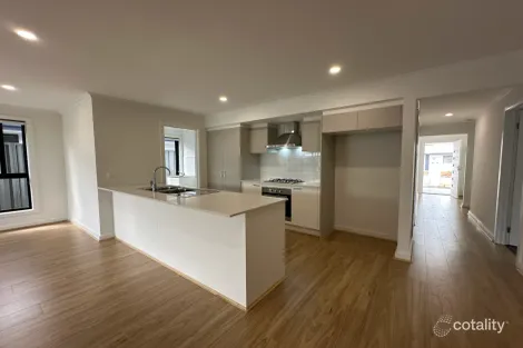 Property photo of 40 Knight Court Munno Para Downs SA 5115