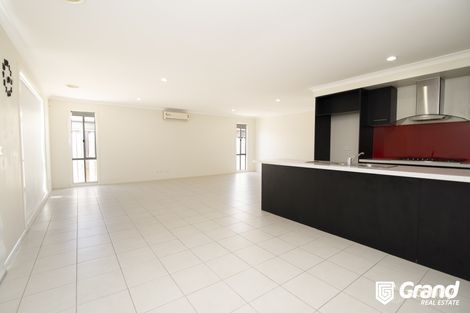 Property photo of 88 Silverwattle Drive Lyndhurst VIC 3975