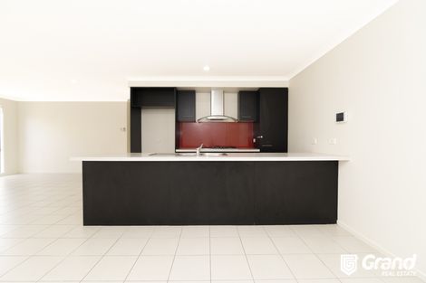 Property photo of 88 Silverwattle Drive Lyndhurst VIC 3975