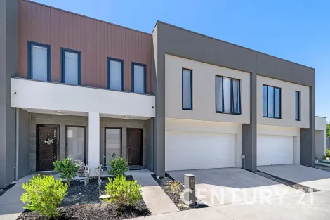 Property photo of 24 Cardiff Circuit Carrum Downs VIC 3201