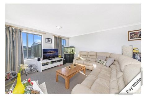 Property photo of 10 John James Loop Macgregor ACT 2615