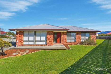 16 Carrington Dr, Margate, TAS 7054