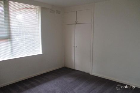 Property photo of 2/11 Tooronga Road Malvern East VIC 3145