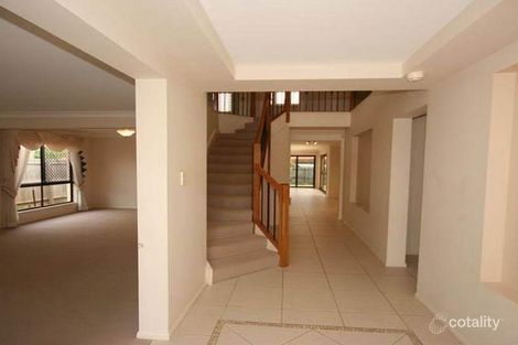 Property photo of 6 Grasmere Place Carindale QLD 4152