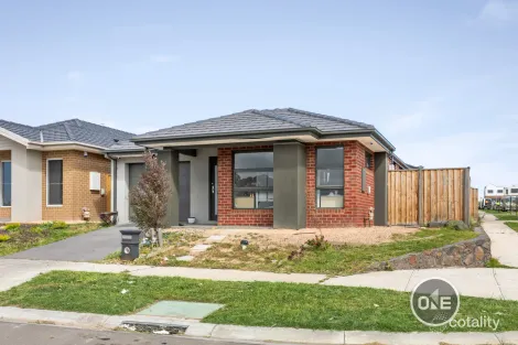 Property photo of 38 Mattina Circuit Greenvale VIC 3059