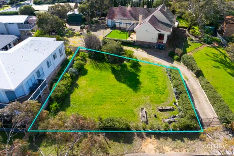 18 O'LEARY ST, VICTOR HARBOR, SA 5211