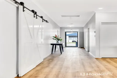 Property photo of 18 Geoff Road Munno Para West SA 5115