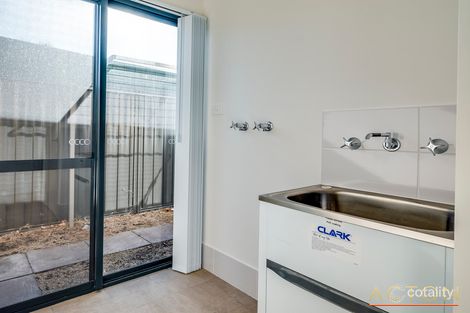 Property photo of 1/39 Great Northern Highway Middle Swan WA 6056