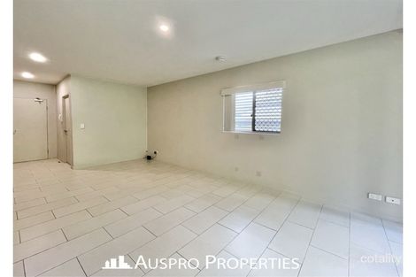 Property photo of 2/25 Park Road Yeronga QLD 4104