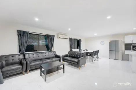 Property photo of 28 Khoo Place Calamvale QLD 4116