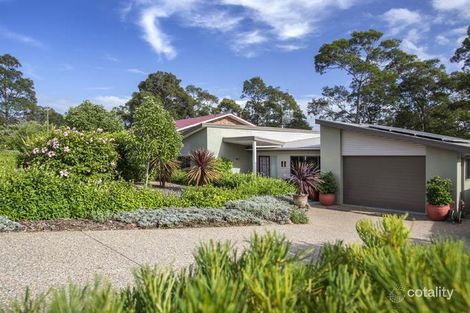 Property photo of 11 Lewana Close Lilli Pilli NSW 2536