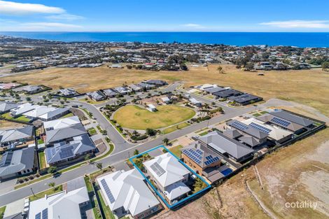 Property photo of 18 Emerald Drive Hayborough SA 5211