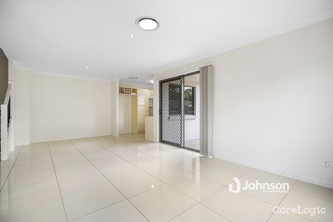 Property photo of 2/8 Ashton Way Forest Lake QLD 4078
