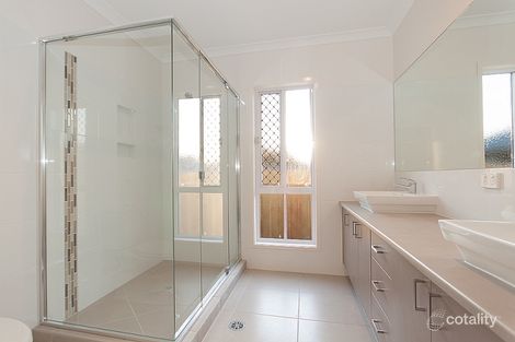 Property photo of 8 Corymbia Close Narangba QLD 4504