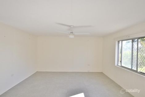 Property photo of 2/4 McVey Road Monkland QLD 4570