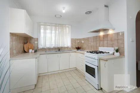 Property photo of 2/9 Warwick Place Tullamarine VIC 3043