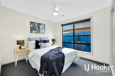 Property photo of 8 Pavonia Avenue Wallan VIC 3756