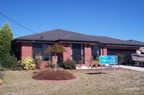 11 Ealing Ave, Wendouree, VIC 3355