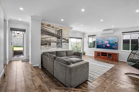 Property photo of 22 Semillon Crescent Eschol Park NSW 2558