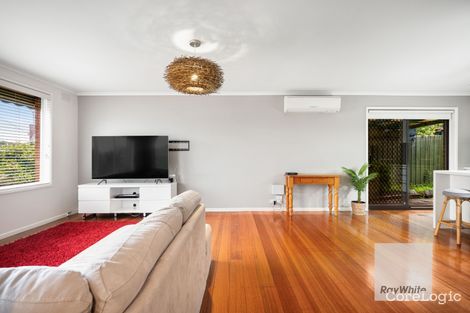 Property photo of 6 Booth Court Gladstone Park VIC 3043