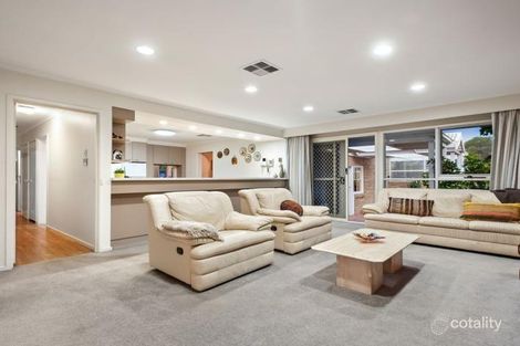 Property photo of 35 Thomson Drive Rosanna VIC 3084