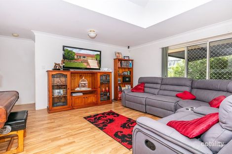 Property photo of 16 Mulligan Way Edens Landing QLD 4207