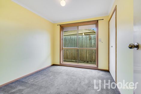 Property photo of 2/7 Sanderling Street Werribee VIC 3030