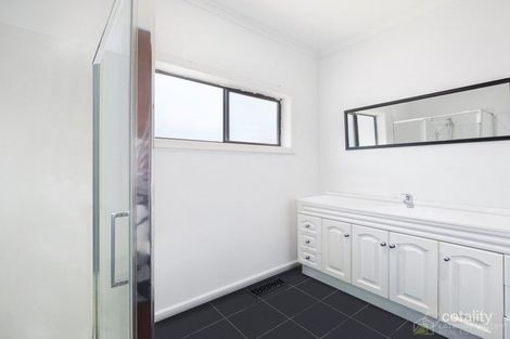 Property photo of 2 Phillip Street Moe VIC 3825