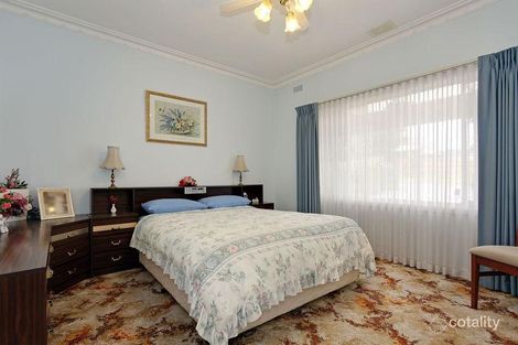 Property photo of 2 Sherwood Avenue Ringwood East VIC 3135