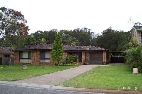 30 Cabbage Tree Palm Cres, Pelican, NSW 2281