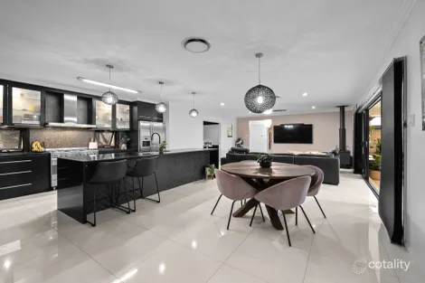 Property photo of 92 Willowbank Drive Willowbank QLD 4306