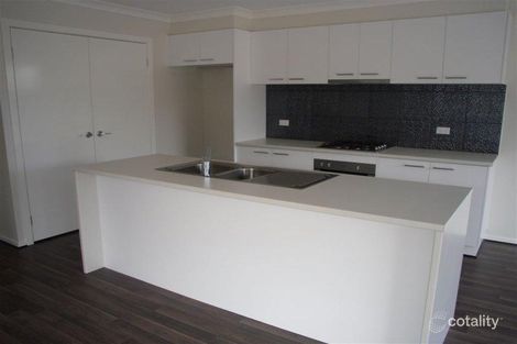 Property photo of 4 Cerise Court Carrum Downs VIC 3201